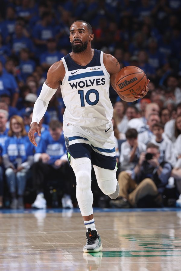 07年4号秀！奥登谈康利仍在打NBA：我为他自豪 他的表现令人钦佩